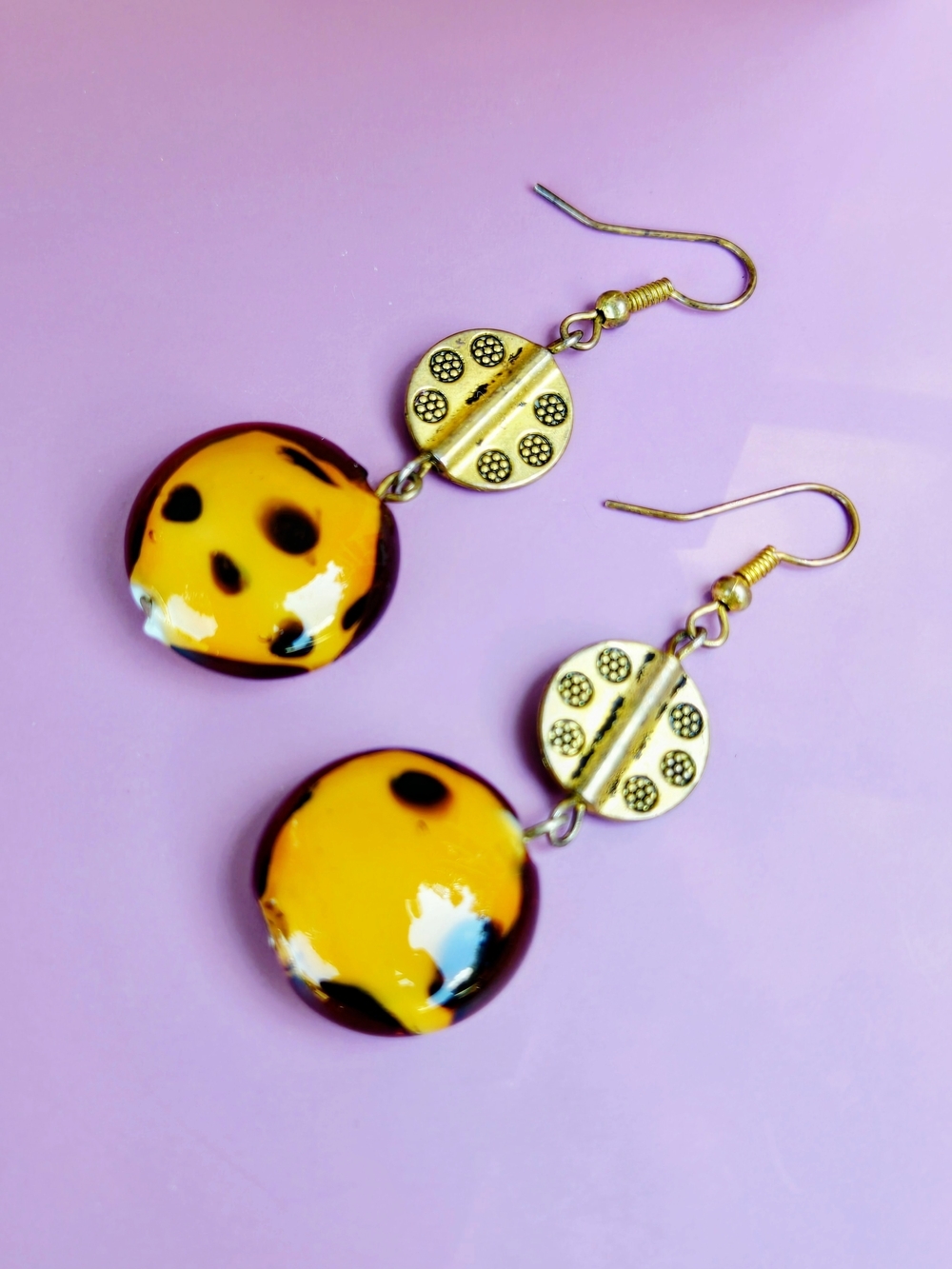 Vintage Yellow and Black Art Glass Round Drop Earrings - Women Jewelry